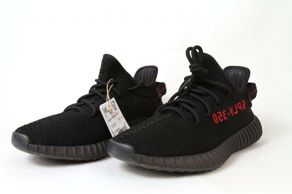 yeezy boost 350 v2 black red (bred)