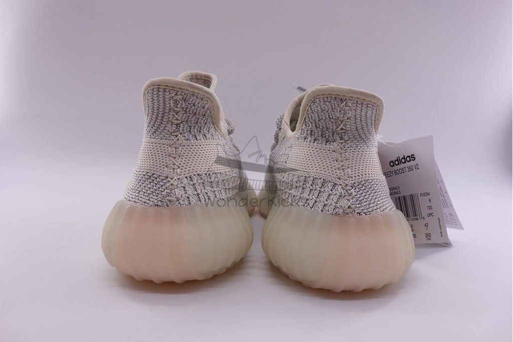 yeezy boost 350 v2 lundmark reflective