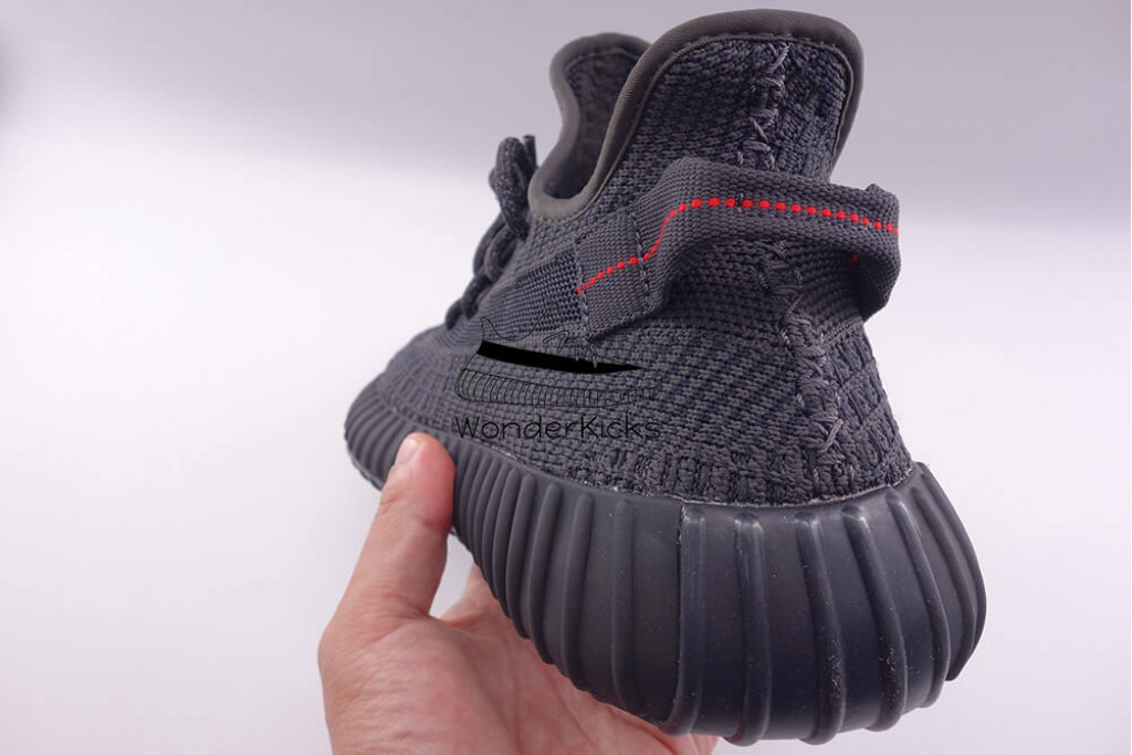 yeezy boost 350 v2 black (non-reflective)