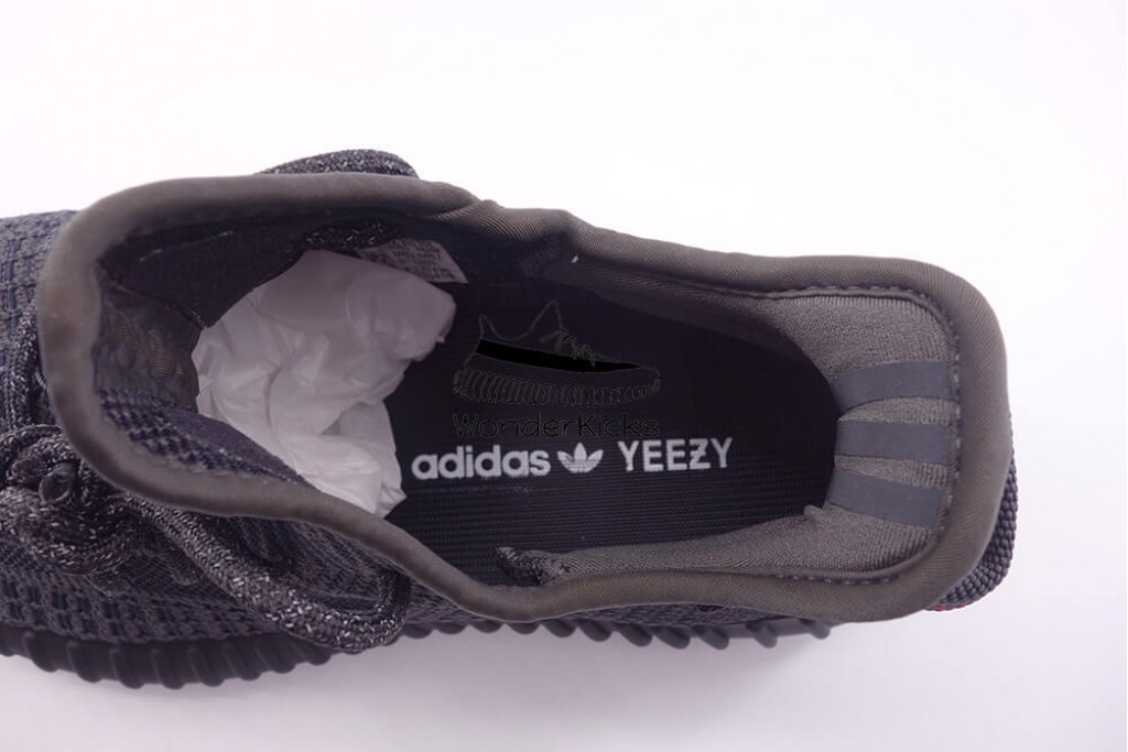 yeezy boost 350 v2 black (non-reflective)