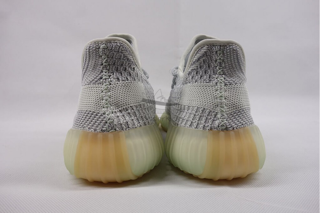 yeezy boost 350 v2 yeshaya (non reflective)