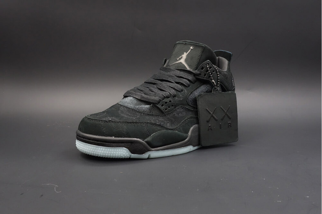 air jordan 4 retro kaws black