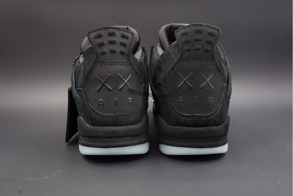 air jordan 4 retro kaws black