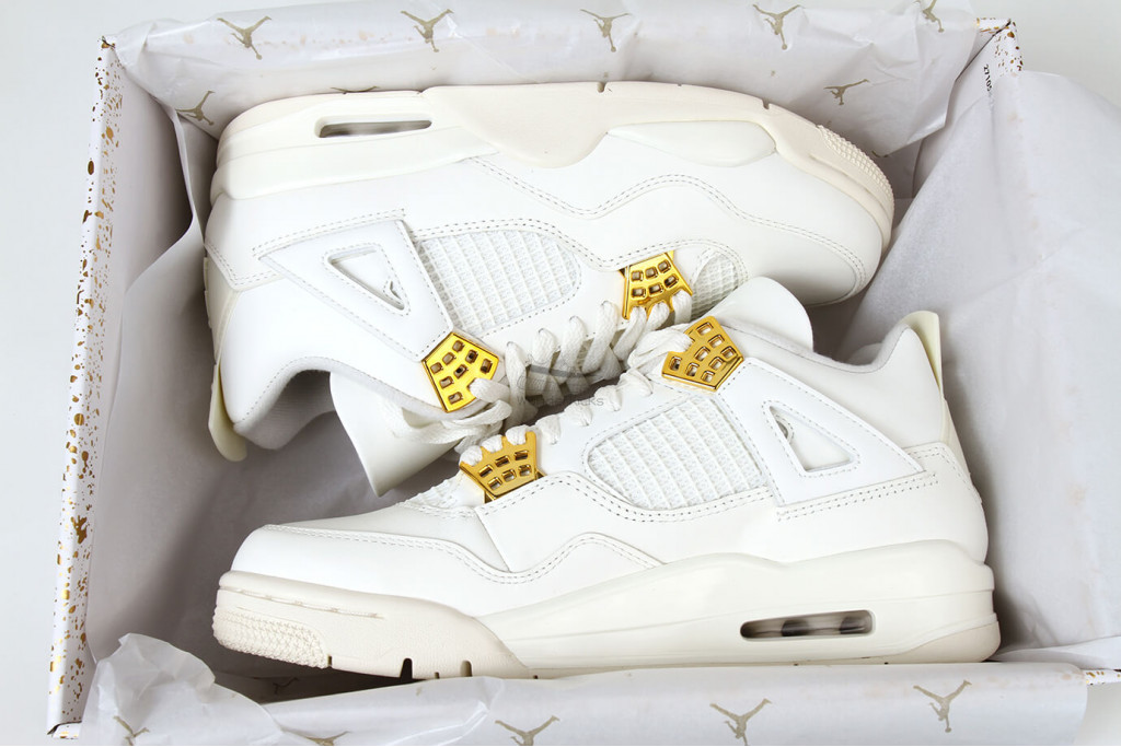 air jordan 4 retro metallic gold