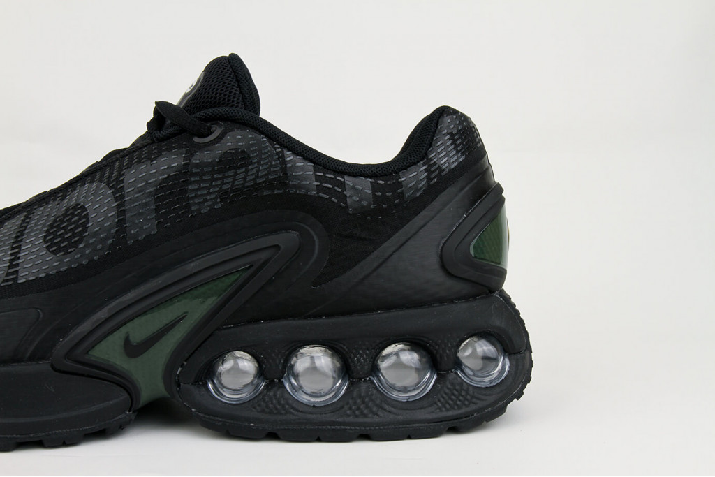 air max dn Sup*e black