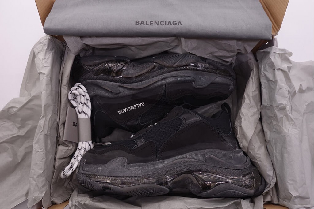 bc triple s clear sole trainer black