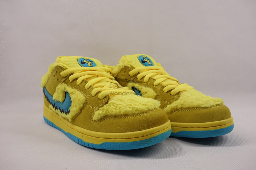 sb dunk low grateful dead bears opti yellow