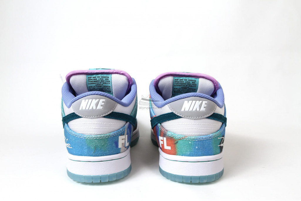 sb dunk low futura laboratories bleached aqua