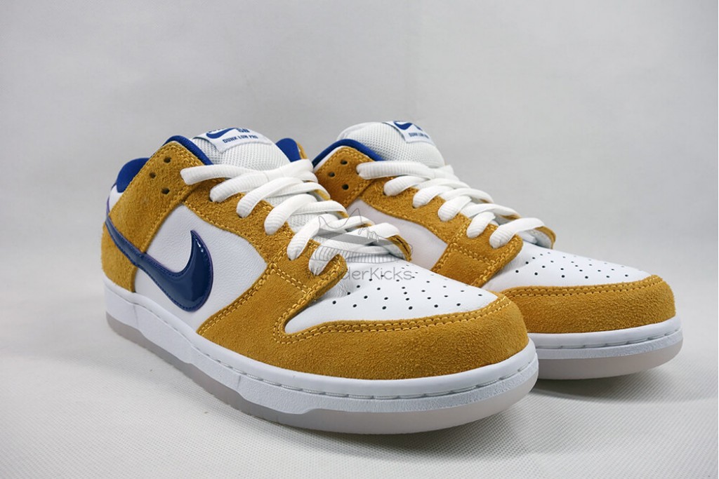 sb dunk low laser orange