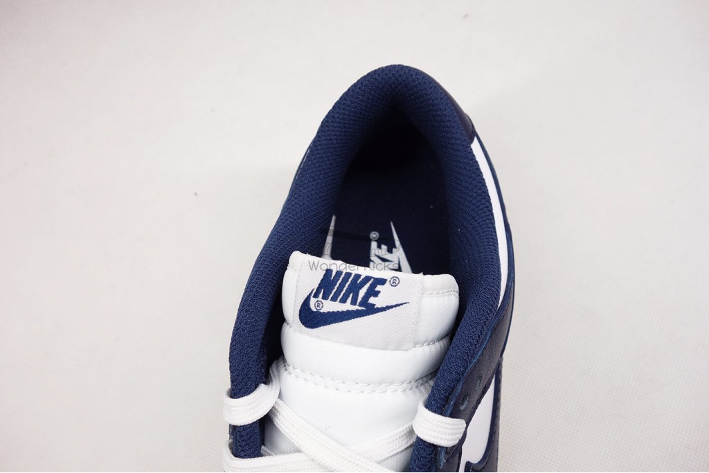 dunk low vintage navy