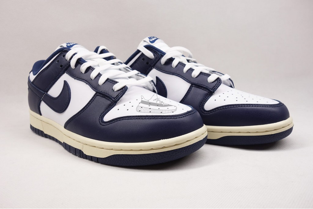 dunk low vintage navy