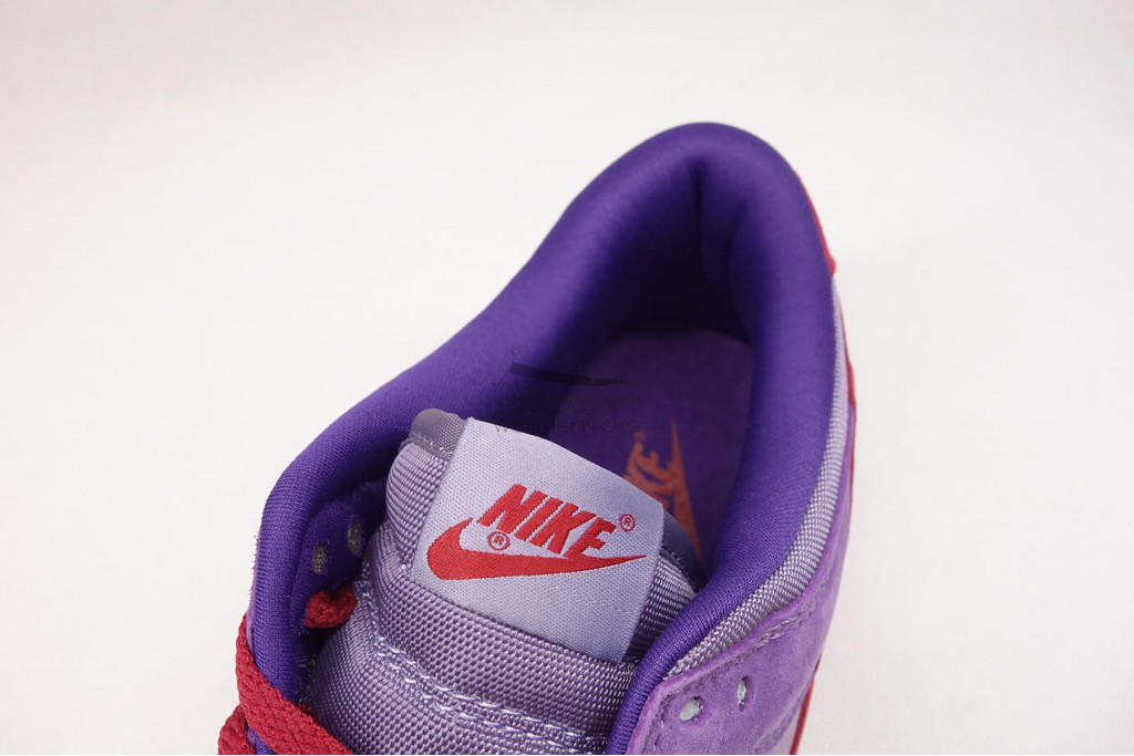 dunk low plum