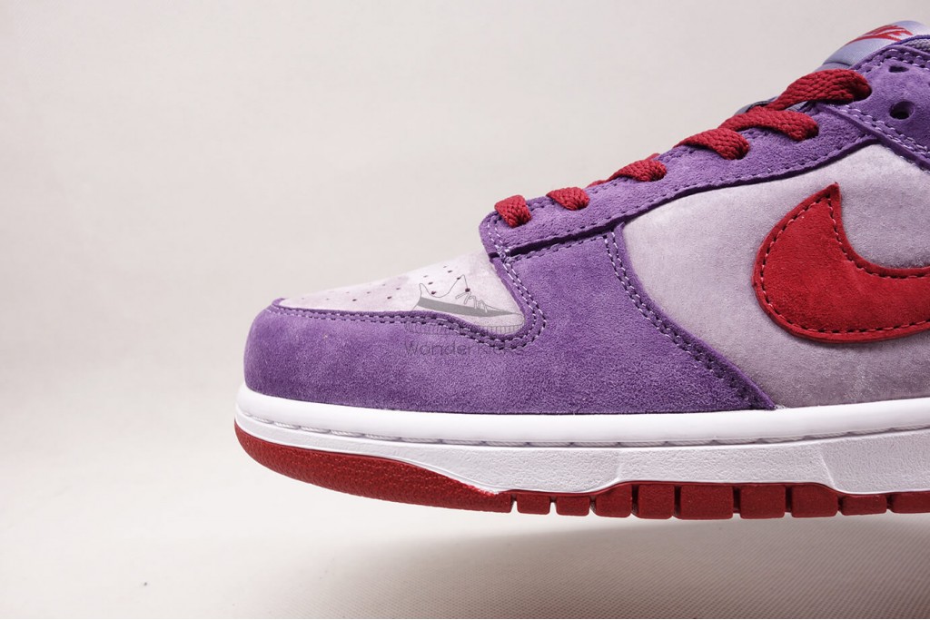 dunk low plum